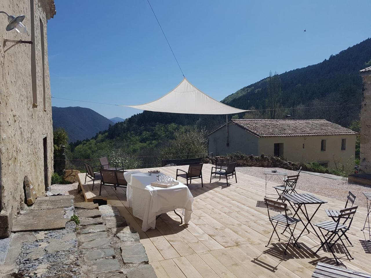 MarsatDomaine Des Massols住宿加早餐旅馆 外观 照片